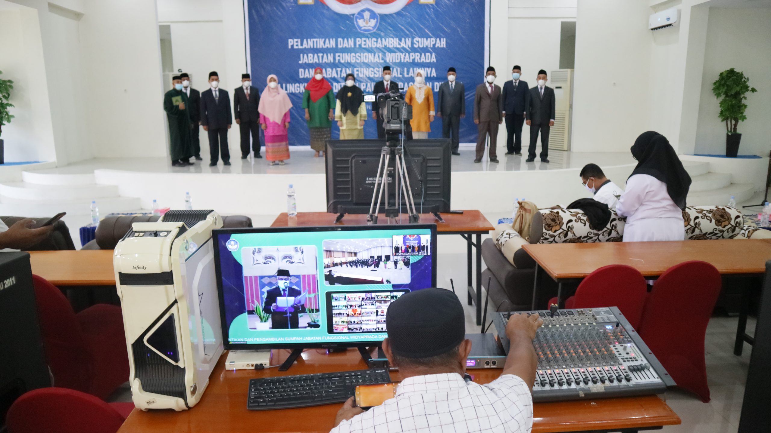 PELANTIKAN DAN PENGAMBILAN SUMPAH JABATAN  WIDYAPRADA LPMP DAN PAUD DIKMAS PROVINSI MALUKU UTARA